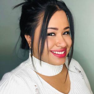 Meet your Posher, Nareefa